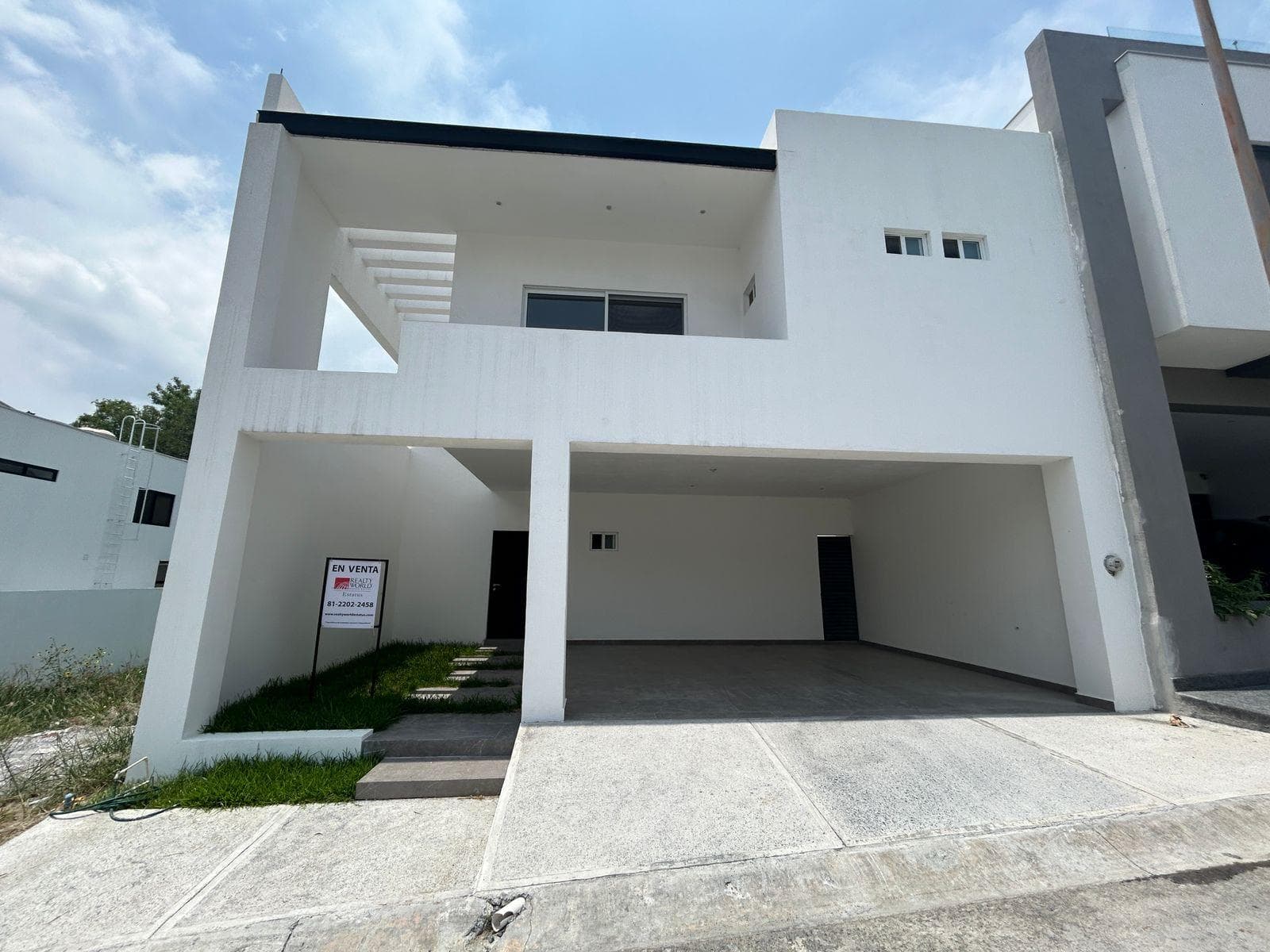 House for Sale in Mitica Residencial